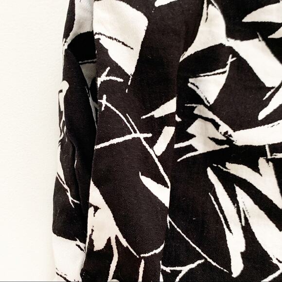 Mario Serrano Italy Shorts Bermuda Black & White Leaf Print Flat Front Size 4 - Picture 7 of 10